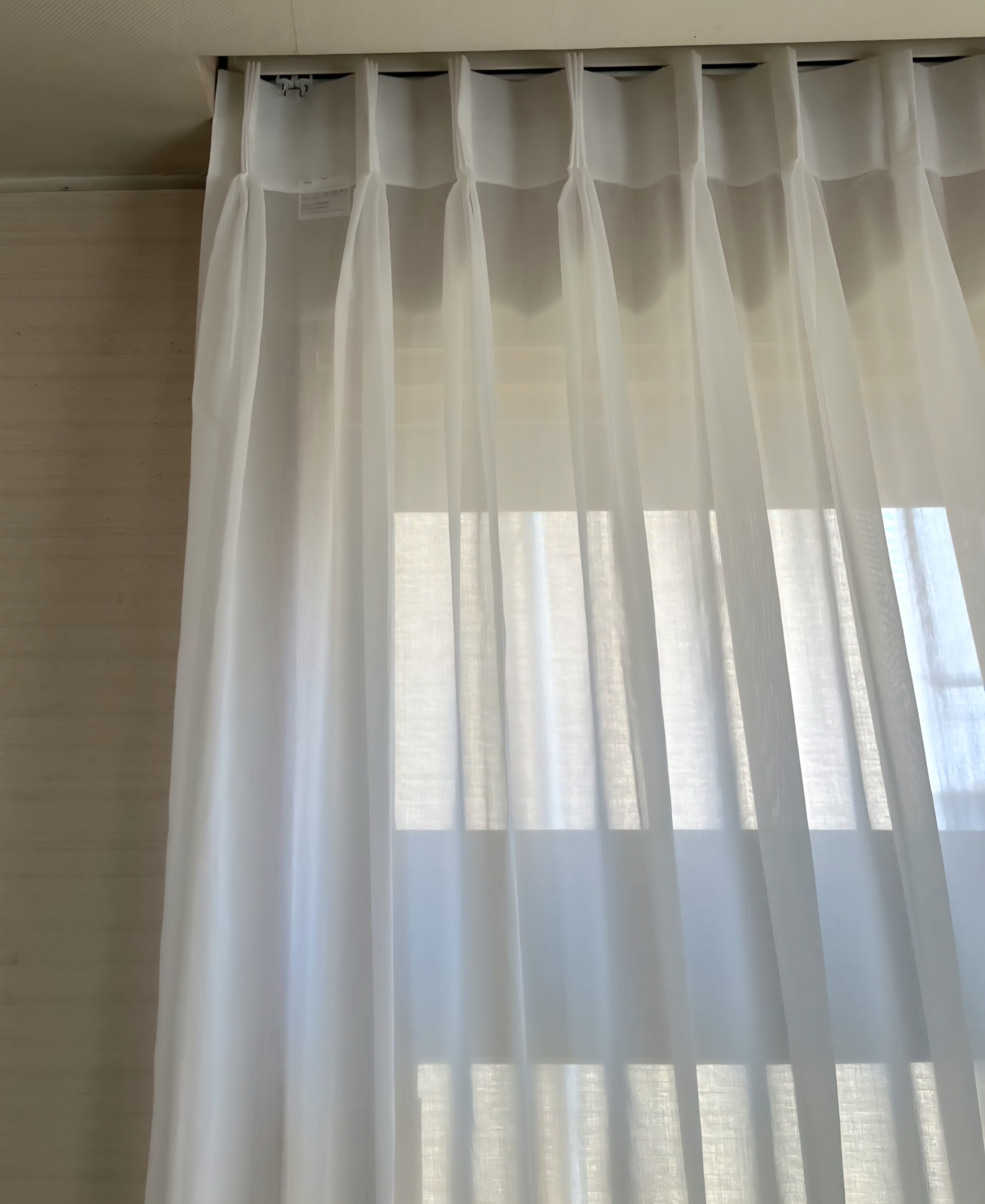 姫路市|窓辺を彩る花柄レース|W様邸